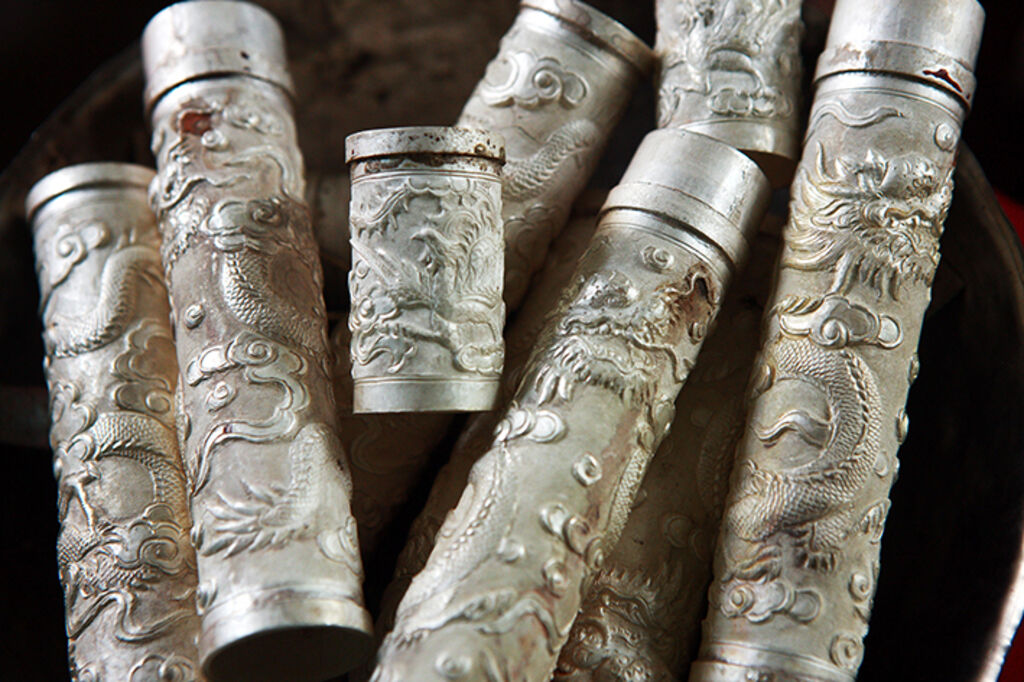Half-Day Tour to the Dinh Cong Jewelry Craft Village
